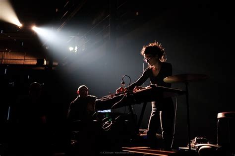 L'Étincelante Performance de Ulla Meinecke au Théâtre du Châtelet: Une Nuit Mémorable sous les Étoiles parisiennes!