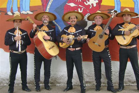 Le Festival de Musique du Yucatan: Éclatant Trio Mexican d'Été avec la Diva Enrique Iglesias !