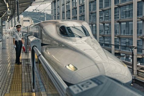 新山口 博多 新幹線 ～時空を超える鉄道の旅～